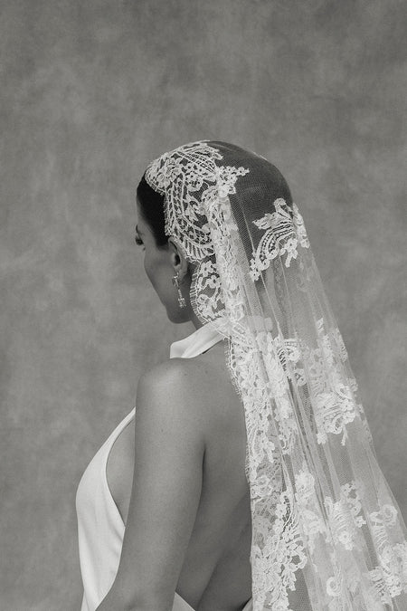 CUSTOMIZED VEILS